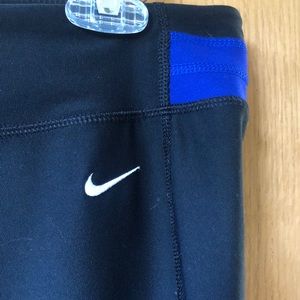 Nike Dri-Fit Capri length legging. Size Large
